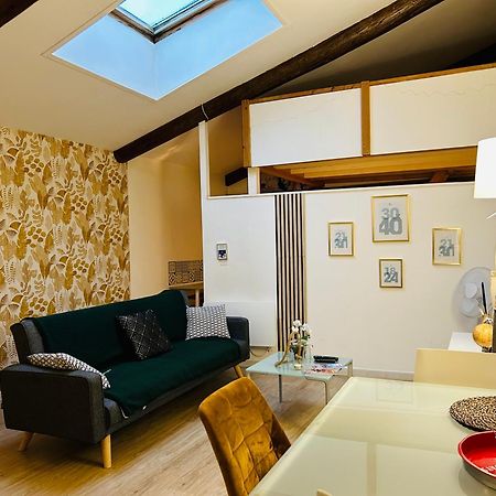 Le Saint-Lazare Appartement Au Calme Intra Muros 아비뇽 외부 사진