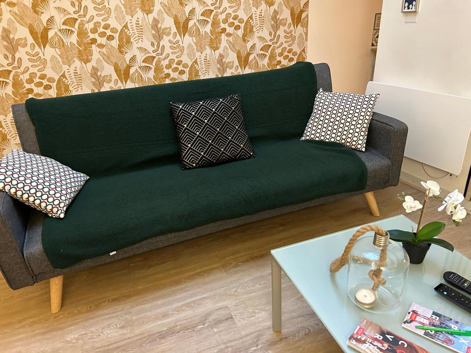 Le Saint-Lazare Appartement Au Calme Intra Muros 아비뇽 외부 사진